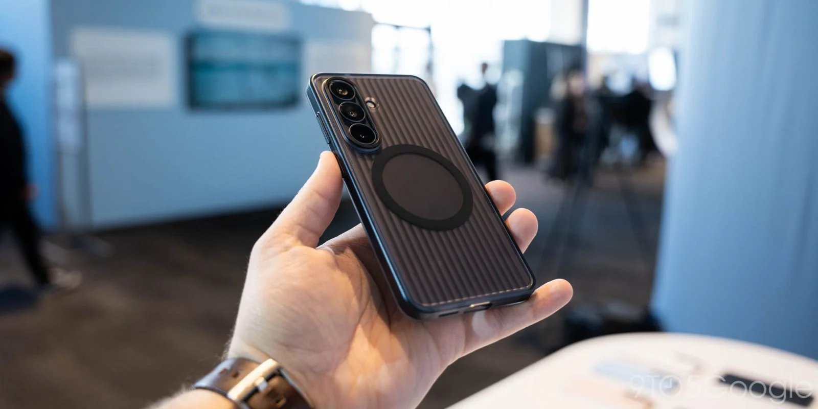 Samsung’s first-party magnetic Galaxy S26 cases don’t look terrible this year [Gallery]